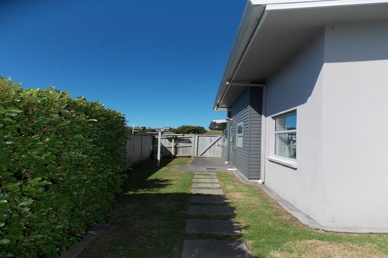 Photo of property in 40 Ocean Breeze Drive, Waihi Beach, 3611