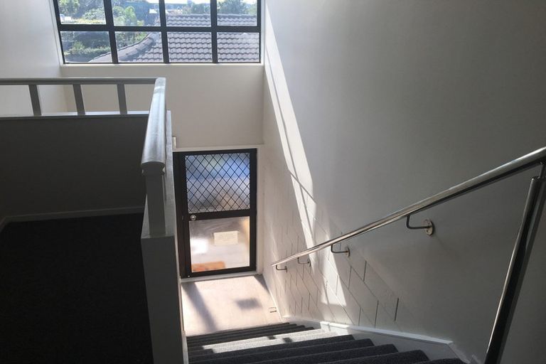 Photo of property in 9a Coronation Road, Mangere Bridge, Auckland, 2022