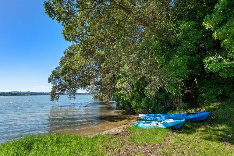 Photo of property in 13 Moana Drive, Tanners Point, Katikati, 3177