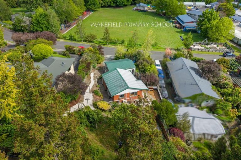 Photo of property in 9 Treeton Place, Wakefield, 7025