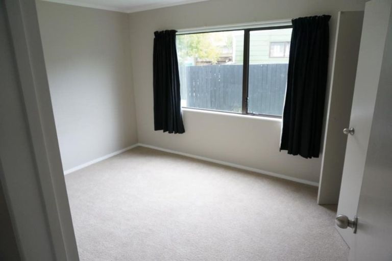 Photo of property in 12 Houhere Place, Pukete, Hamilton, 3200