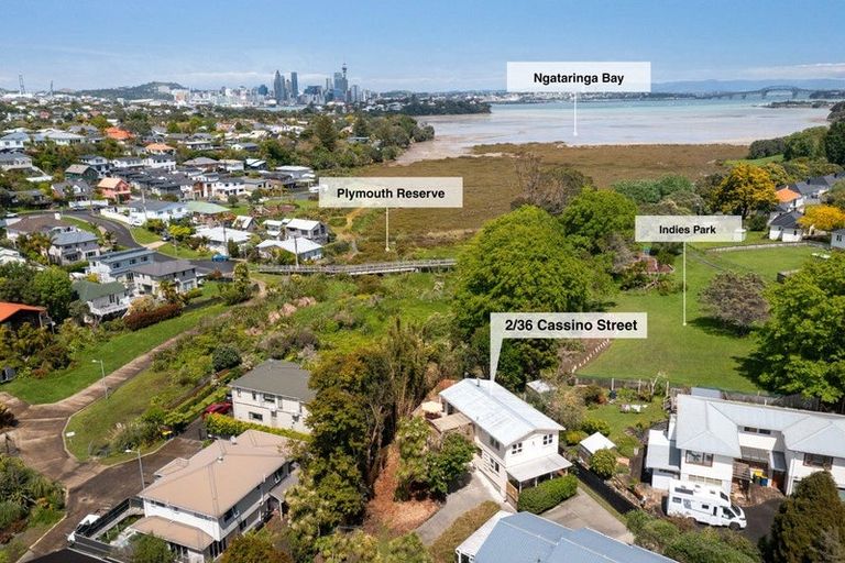 Photo of property in 2/36 Cassino Street, Bayswater, Auckland, 0622