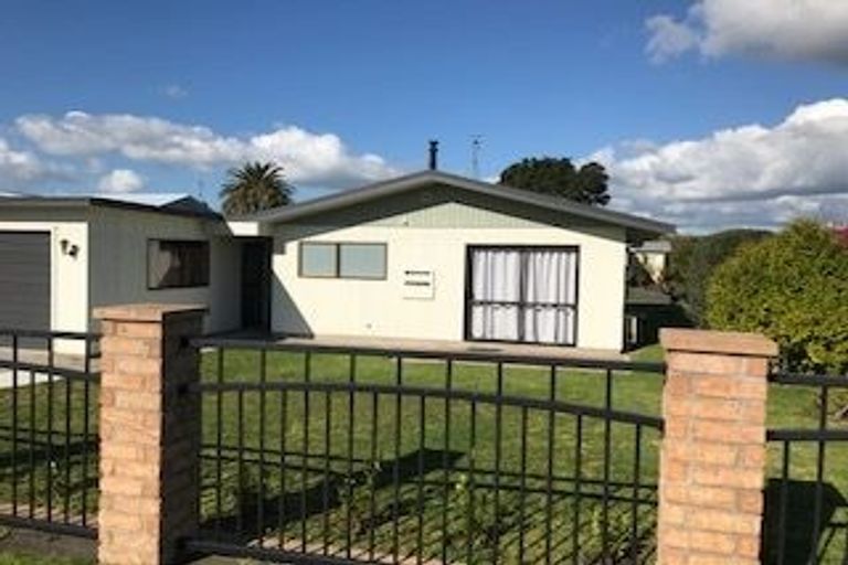 Photo of property in 12a Burrows Street, Tauranga South, Tauranga, 3112