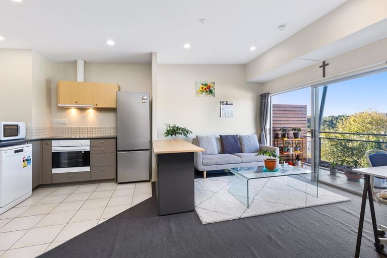 Photo of property in Albany Central, 48a/210 Dairy Flat Highway, Albany, Auckland, 0632