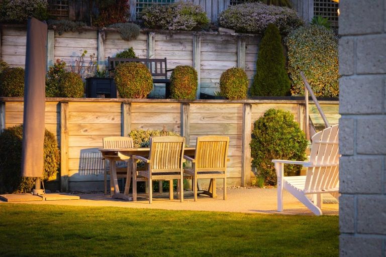 Photo of property in 15 Datum Way, Paraparaumu, 5032