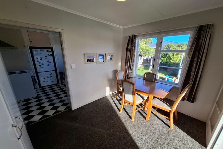 Photo of property in 53 Mould Street, Waitara, 4320
