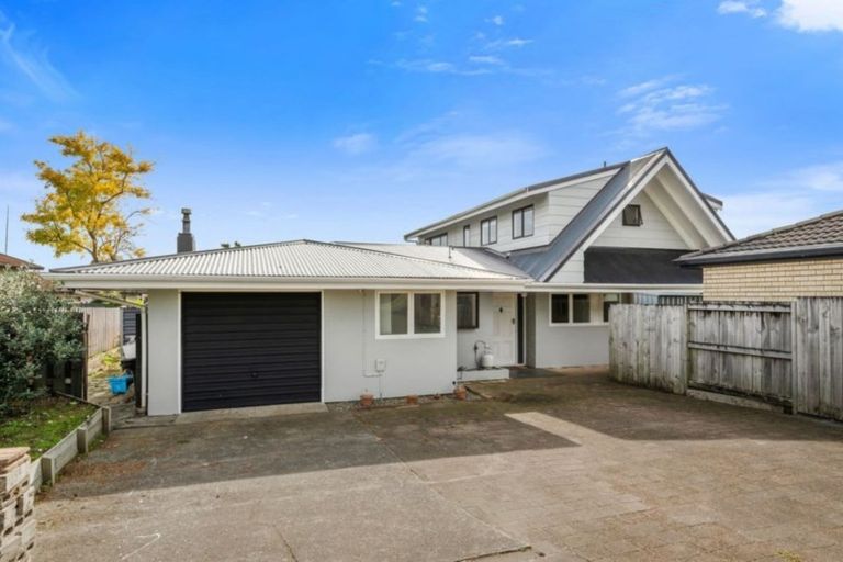 Photo of property in 287 Welcome Bay Road, Welcome Bay, Tauranga, 3112