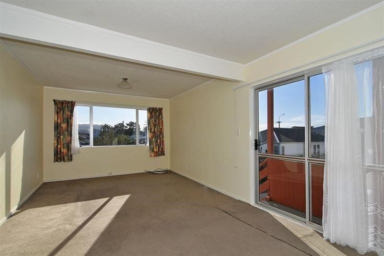 Photo of property in 6/192 Onepu Road, Lyall Bay, Wellington, 6022