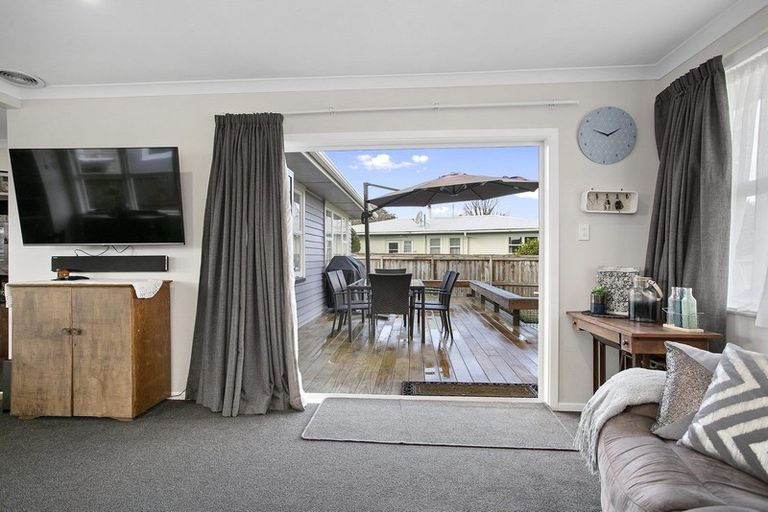 Photo of property in 13 Browning Street, Leamington, Cambridge, 3432