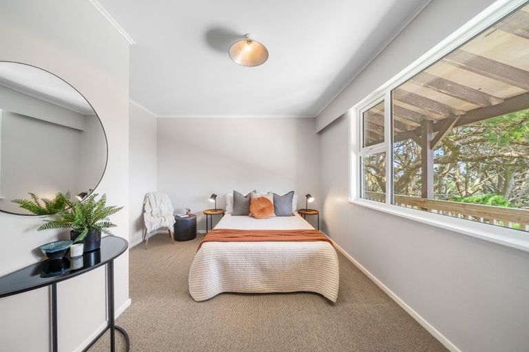 Photo of property in 41 Lomita Road, Johnsonville, Wellington, 6037