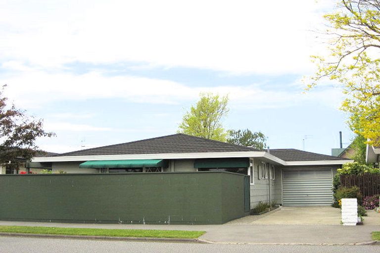 Photo of property in 2b Kinley Street, Rangiora, 7400