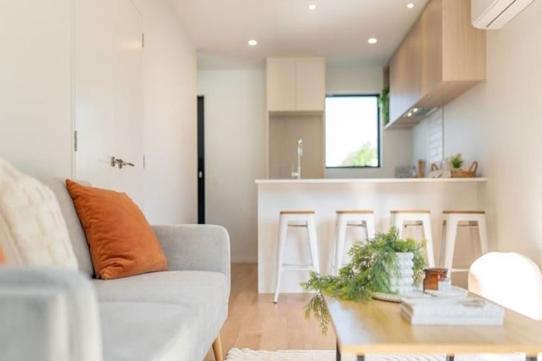 Photo of property in 2/27 Vogel Street, Richmond, Christchurch, 8013