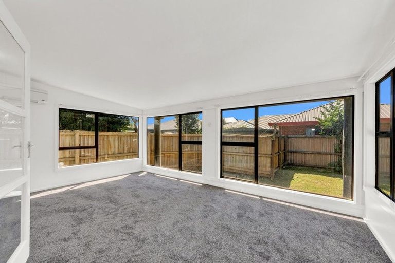 Photo of property in 8 Puna Street, Riccarton, Christchurch, 8041