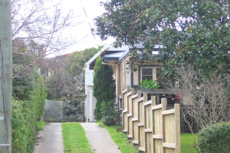 Photo of property in 121b Valley Road, Mount Maunganui, 3116