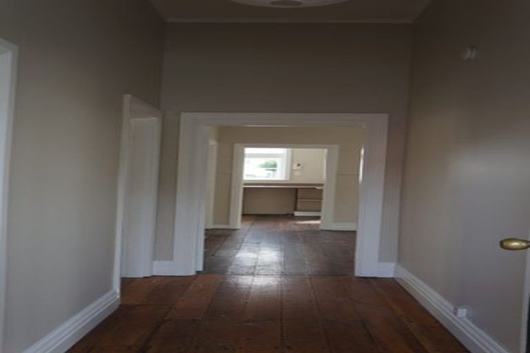 Photo of property in 242 Rintoul Street, Berhampore, Wellington, 6023