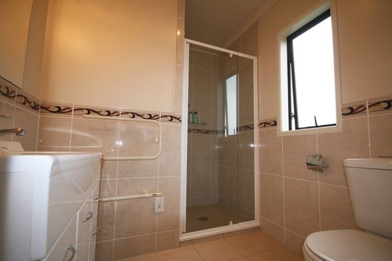 Photo of property in 5 Skip Lane, East Tamaki, Auckland, 2013