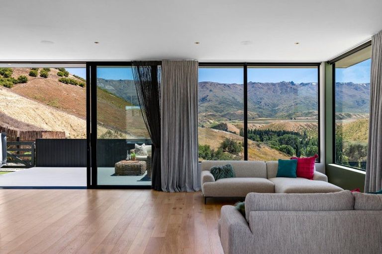 Photo of property in 3 Judare Drive, Lowburn, Cromwell, 9384