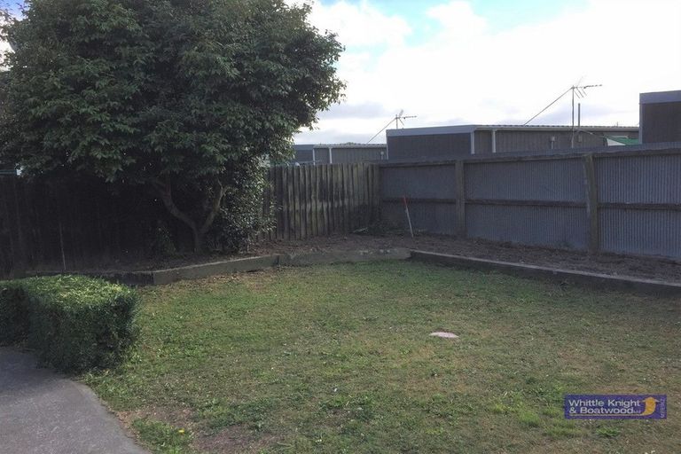 Photo of property in 5/9a Curletts Road, Sockburn, Christchurch, 8042