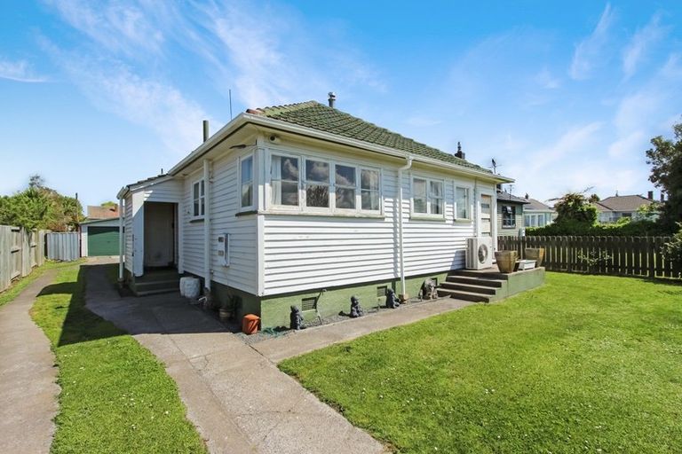 Photo of property in 14 Clinkard Avenue, Glenholme, Rotorua, 3010