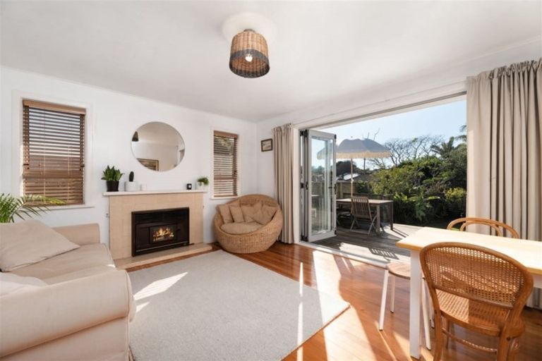 Photo of property in 8a Riverton Road, Mount Maunganui, 3116