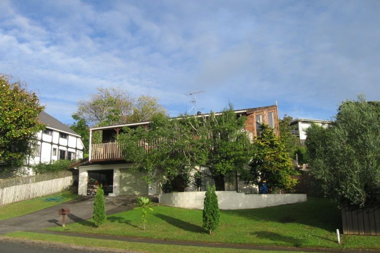 Photo of property in 84 Porritt Avenue, Chatswood, Auckland, 0626