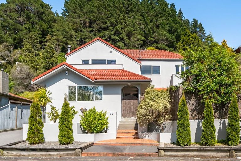 Photo of property in 77 Sunbrae Drive, Silverstream, Upper Hutt, 5019
