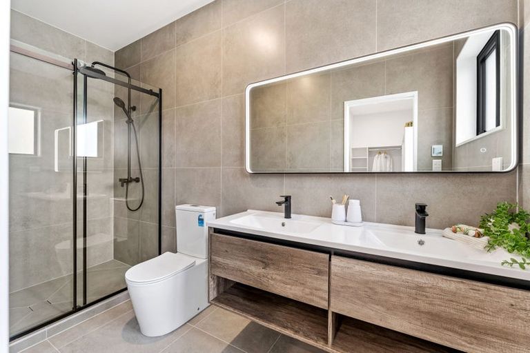 Photo of property in 35 Brigitte View, Snells Beach, 0920