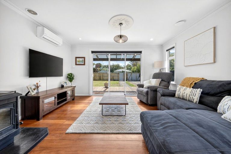 Photo of property in 11 Kempton Street, Greytown, 5712