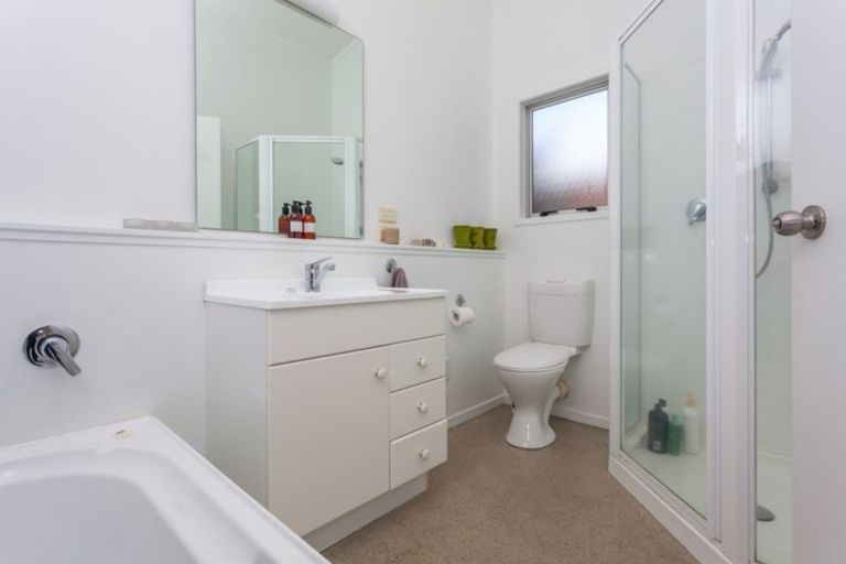 Photo of property in 150 Ocean Beach Road, Tairua, 3508