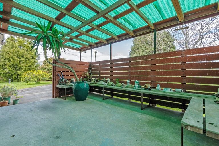 Photo of property in 23 Hennesey Road, Shannon, Palmerston North, 4474
