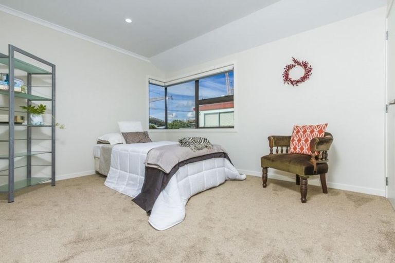 Photo of property in 4 Ngataringa Road, Devonport, Auckland, 0624