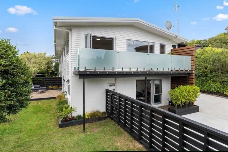 Photo of property in 1/11 Noumea Place, Mairangi Bay, Auckland, 0630