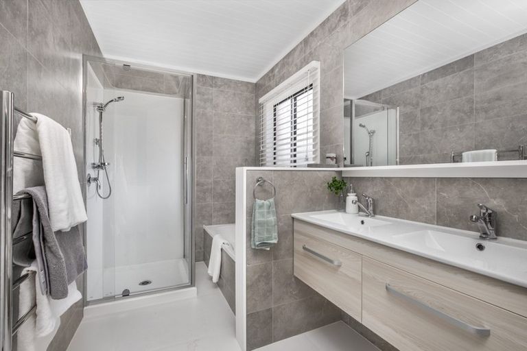 Photo of property in 4/8 Wood Street, Papakura, 2110