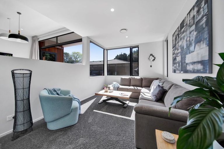 Photo of property in 57 Brooklands Road, Brooklands, New Plymouth, 4310