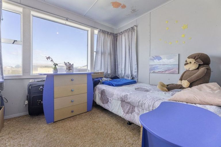 Photo of property in 201 Macandrew Road, South Dunedin, Dunedin, 9012