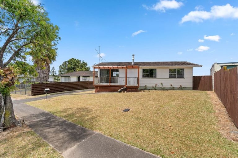 Photo of property in 11 Astor Place, Manurewa, Auckland, 2102