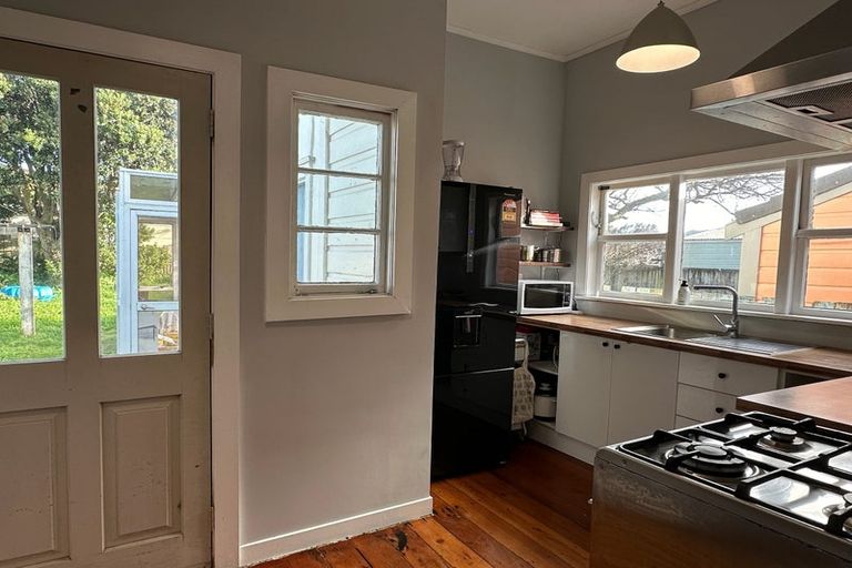 Photo of property in 20 Salek Street, Kilbirnie, Wellington, 6022