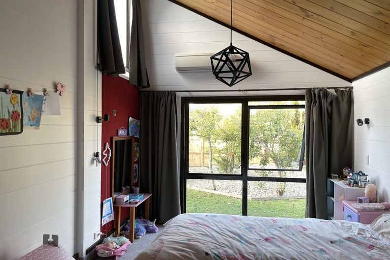 Photo of property in 37 Carter Crescent, Awapuni, Palmerston North, 4412