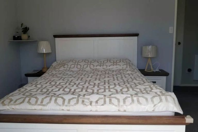 Photo of property in 4 Broman Place, Half Moon Bay, Auckland, 2012