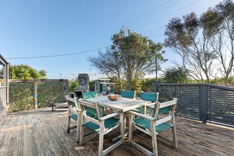 Photo of property in 7210 South Road, Warea, New Plymouth, 4381