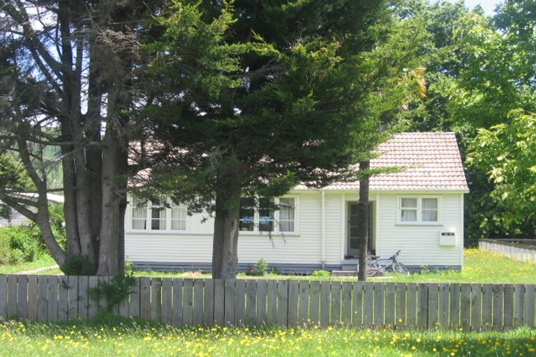 Photo of property in 16 Tawhana Street, Te Kuiti, 3910
