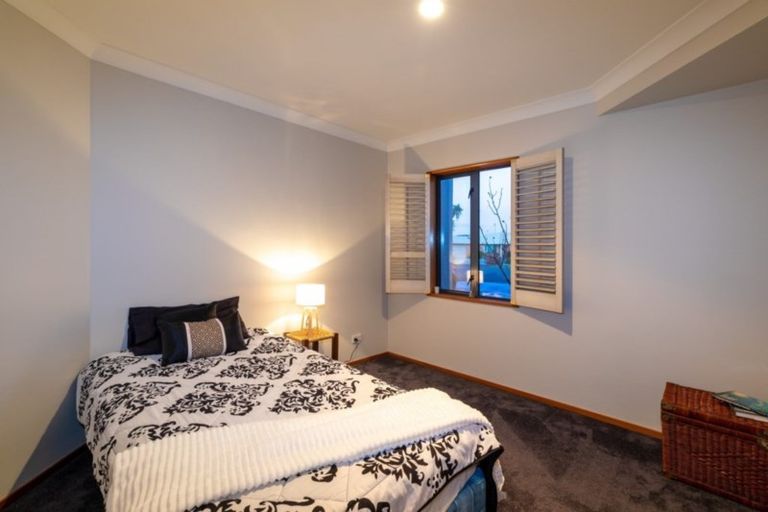 Photo of property in 15 Neptune Place, Waimairi Beach, Christchurch, 8083