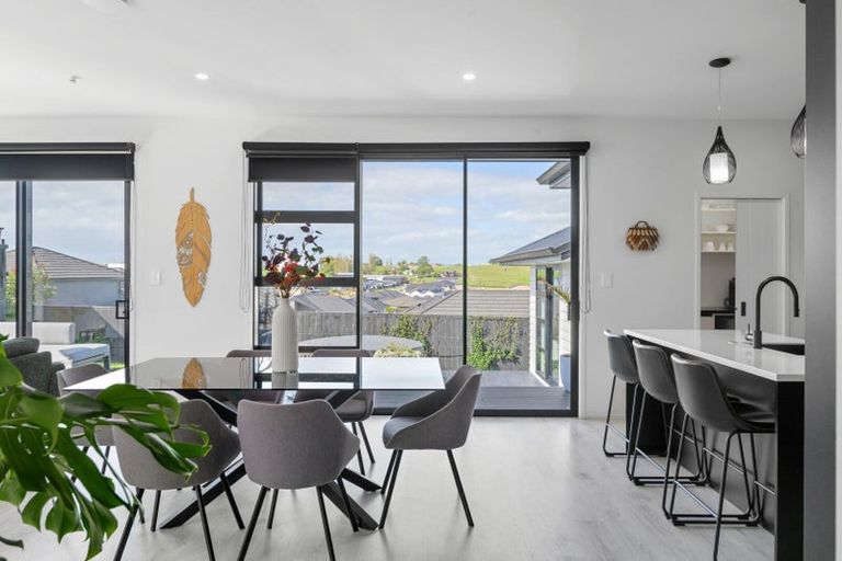 Photo of property in 25 Kapua Crescent, Rototuna North, Hamilton, 3210