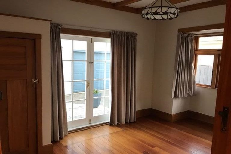 Photo of property in 31 Hardy Street, Waterloo, Lower Hutt, 5011