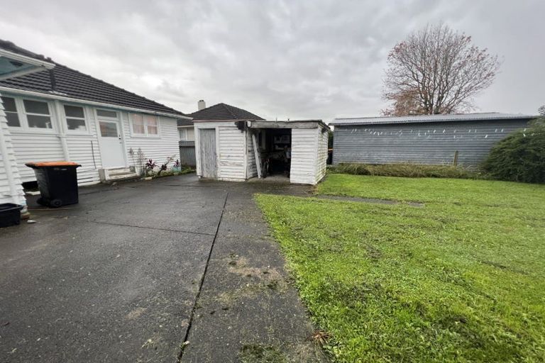 Photo of property in 16 Cardiff Street, Awapuni, Palmerston North, 4412
