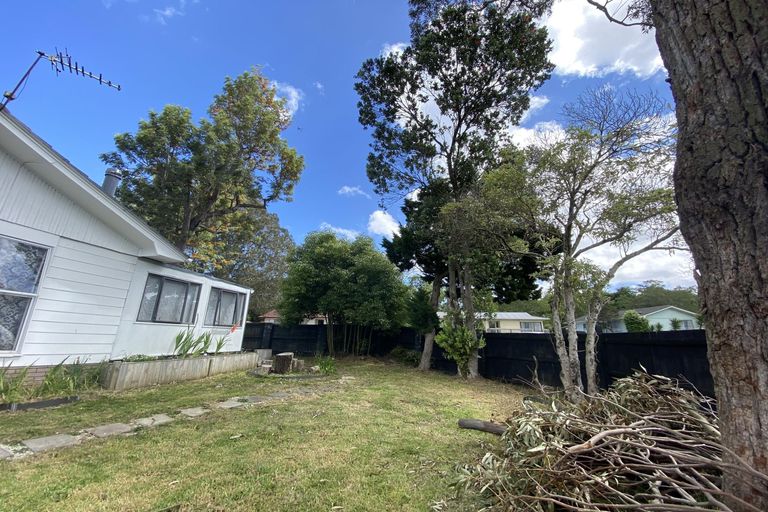 Photo of property in 3 Sandrine Avenue, Clover Park, Auckland, 2019