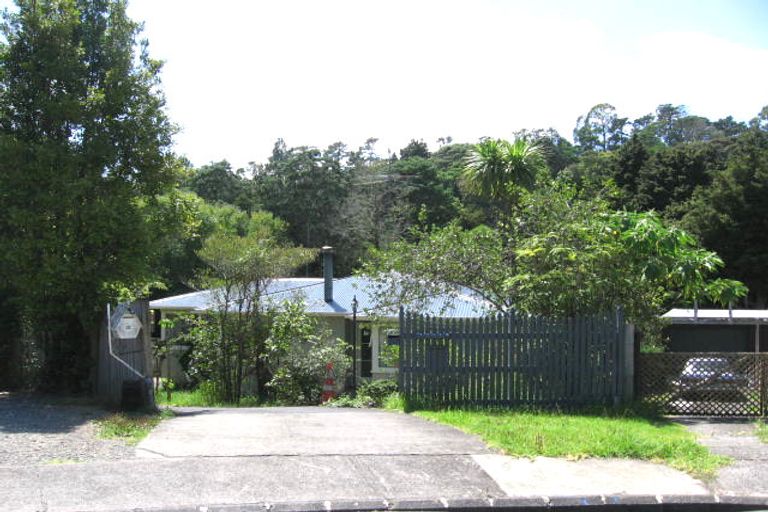 Photo of property in 20 Beeche Place, Birkdale, Auckland, 0626