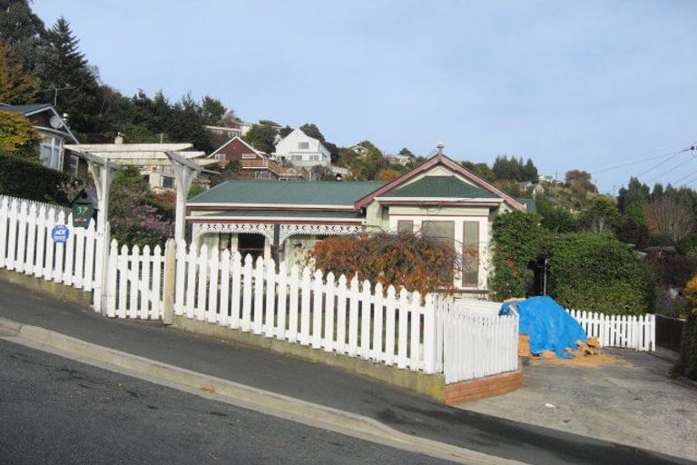 Photo of property in 37 Falcon Street, Kaikorai, Dunedin, 9010