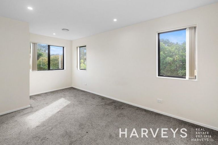 Photo of property in 71a Fruitvale Road, New Lynn, Auckland, 0600