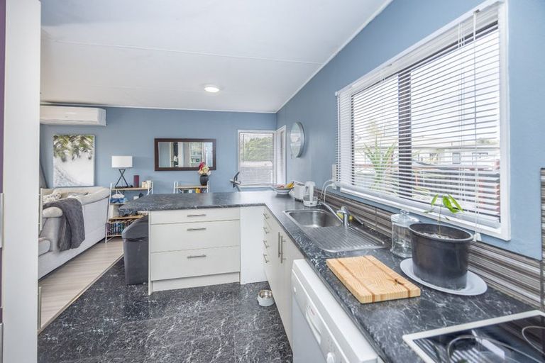 Photo of property in 12a Pringle Place, Nawton, Hamilton, 3200